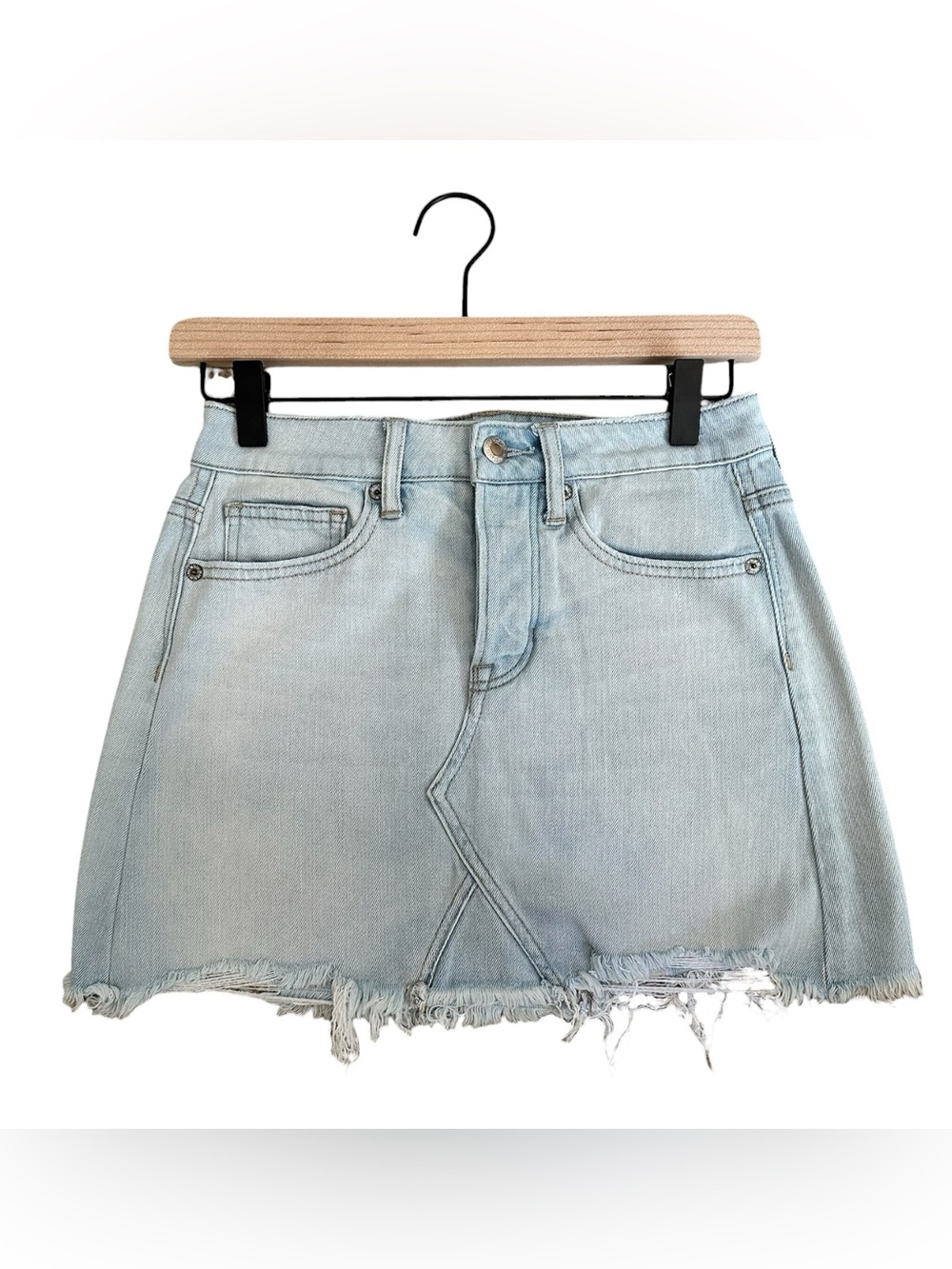 American Eagle Light Wash Denim Mini Skirt Distressed Raw Hem Y2K Low Rise